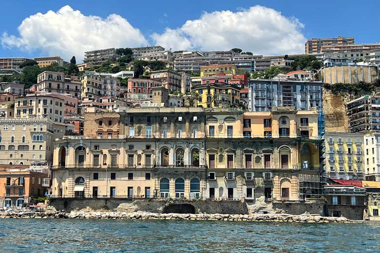 La vista de la costa de Posillipo