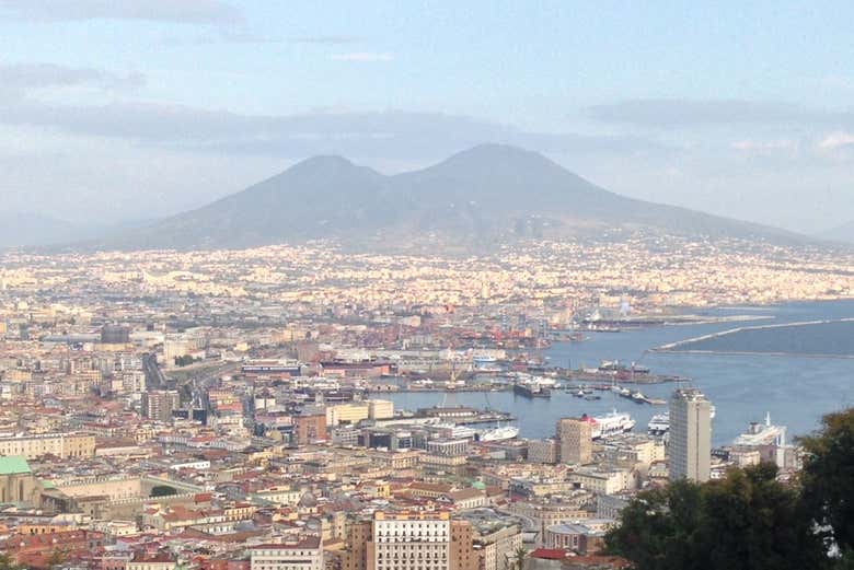 Vista del Vesubio y el Golfo de Nápoles