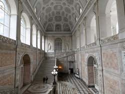 Escalera del Palacio Real