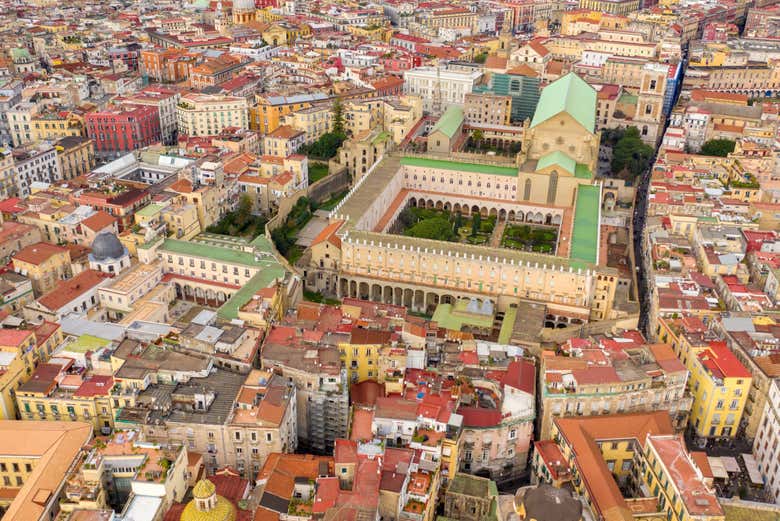 Vistas aéreas de la Basílica de Santa Clara